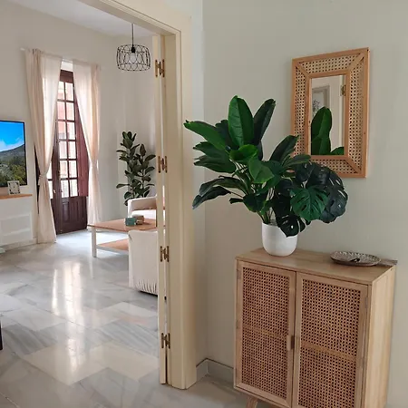 Charming Bright With Balconies On Cuesta Del Rosario * Seville