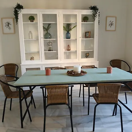 Apartment Charming Bright With Balconies On Cuesta Del Rosario