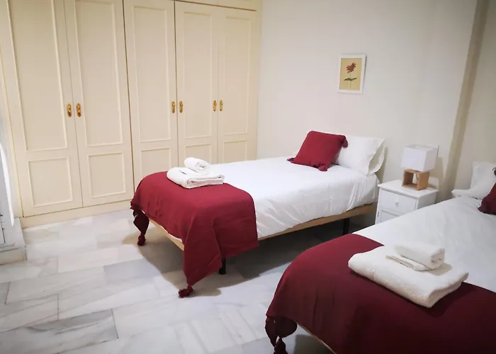 Charming Bright With Balconies On Cuesta Del Rosario شقة